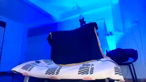 Snapshot of lobo_cockk chatting on 10-09-25, 11:47 edwin online show from 10-09-25, 11:47