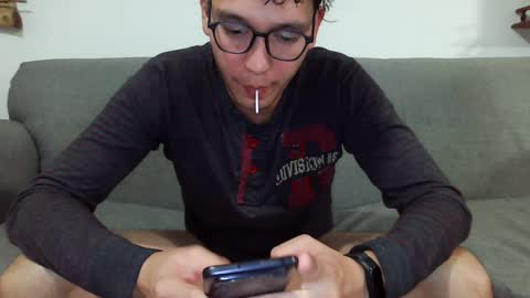 Snapshot of lobomx19 chatting on 01-07-25, 03:14 Lobo online show from 01-07-25, 03:14