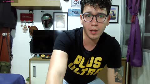 Snapshot of lobomx19 chatting on 01-29-25, 03:01 Lobo online show from 01-29-25, 03:01