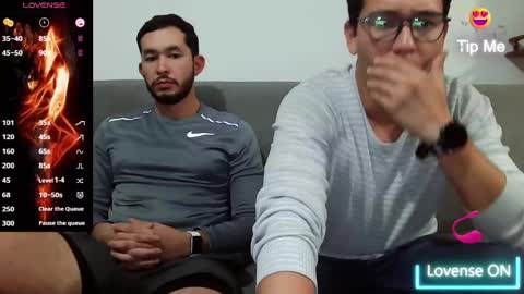 Snapshot of lobomx19 chatting on 10-06-25, 12:30 Lobo online show from 10-06-25, 12:30