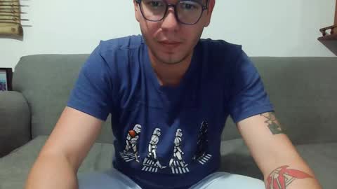 Snapshot of lobomx19 chatting on 03-19-26, 01:31 Lobo online show from 03-19-26, 01:31