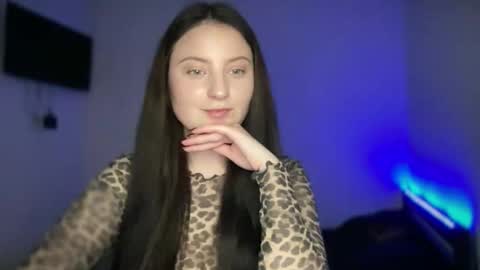 locaalis1 online show from 11-04-25, 04:28