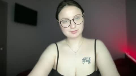 Snapshot of locaalise chatting on 05-08-26, 05:13 locaalise online show from 05-08-26, 05:13