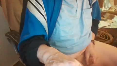 Snapshot of loewe39238 chatting on 03-05-26, 06:09 loewe39238 online show from 03-05-26, 06:09