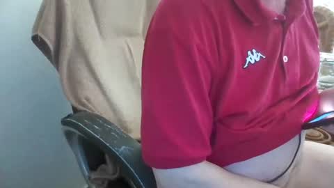 Snapshot of loewe39238 chatting on 03-08-26, 09:24 loewe39238 online show from 03-08-26, 09:24