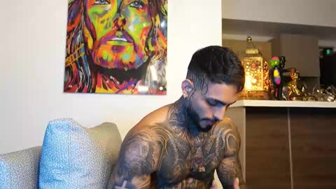 logan_hugh8 online show from 09-15-25, 06:46