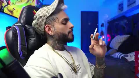 Snapshot of logan_hugh8 chatting on 02-03-26, 06:40 logan_hugh8 online show from 02-03-26, 06:40