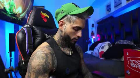 Snapshot of logan_hugh8 chatting on 02-07-26, 03:43 logan_hugh8 online show from 02-07-26, 03:43