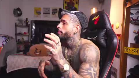 logan_hugh8 online show from 07-23-26, 05:49