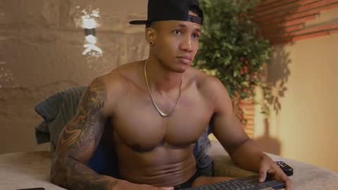 logan_varela online show from 11-13-25, 06:18