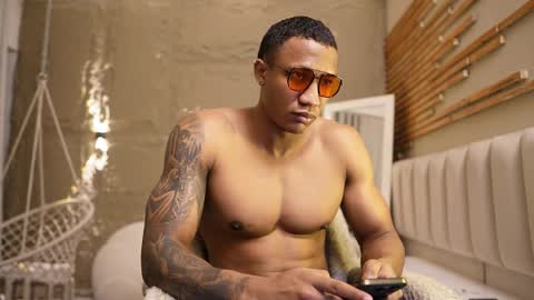 logan_varela online show from 04-04-26, 04:48