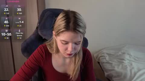 Snapshot of logandrive chatting on 02-09-26, 10:52 Logan and Katana online show from 02-09-26, 10:52