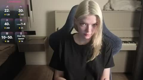 Logan and Katana online show from 07-20-26, 05:59