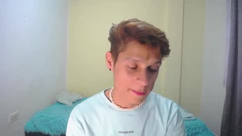 Snapshot of loganevans8 chatting on 01-22-25, 10:48 Logan online show from 01-22-25, 10:48