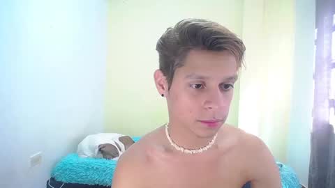 Snapshot of loganevans8 chatting on 02-04-25, 02:21 Logan online show from 02-04-25, 02:21