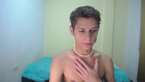 Snapshot of loganevans8 chatting on 02-26-25, 08:15 Logan online show from 02-26-25, 08:15