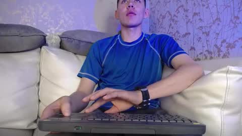 Snapshot of loganfoster_ chatting on 11-25-25, 08:31 Loganfoster online show from 11-25-25, 08:31