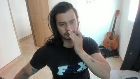 Logan online show from 04-18-26, 07:07