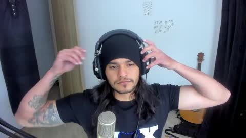 Logan online show from 05-31-26, 02:20