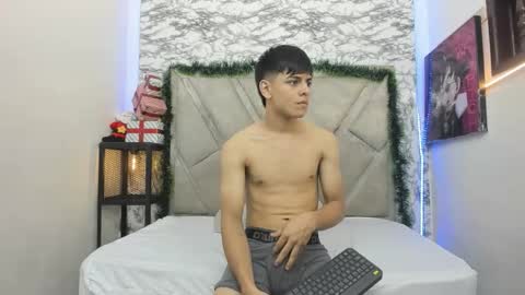 loganjhonson online show from 11-23-25, 02:22