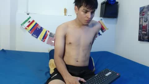 loganjhonson19 online show from 07-11-26, 11:17