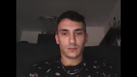 Snapshot of logann1103 chatting on 12-04-25, 11:30 logann1103 online show from 12-04-25, 11:30