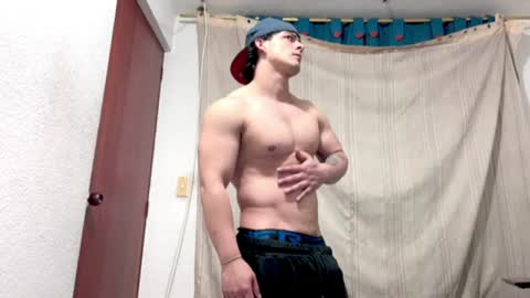 Snapshot of logann_x3 chatting on 07-10-26, 05:01 Logan online show from 07-10-26, 05:01