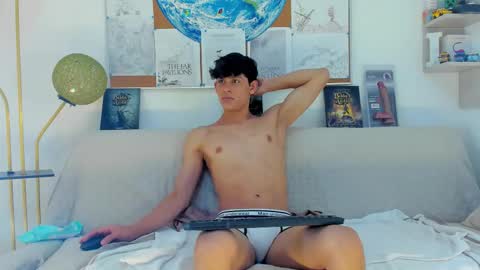 Snapshot of loganoficialx chatting on 02-03-26, 06:13 loganoficialx online show from 02-03-26, 06:13