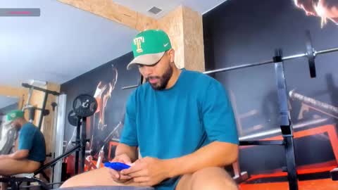 U can call me Logan online show from 11-15-25, 03:26