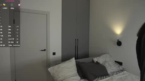 Elza online show from 11-26-25, 07:04