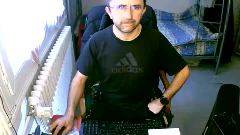 lokoum39 online show from 12-28-24, 03:37