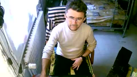 lokoum39 online show from 11-24-25, 12:05