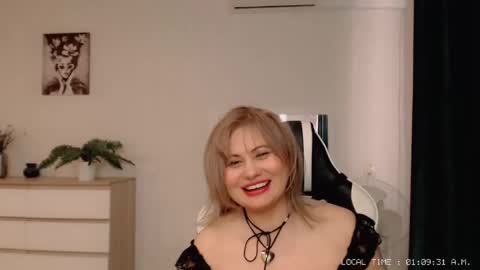 Snapshot of lola_anderson chatting on 02-28-25, 08:09 Lola online show from 02-28-25, 08:09