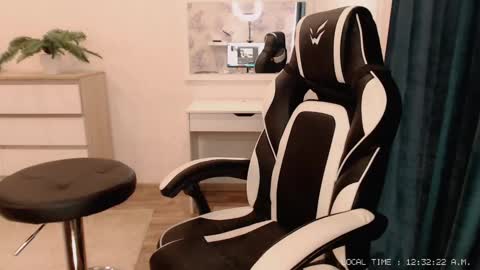 Snapshot of lola_anderson chatting on 03-03-25, 07:32 Lola online show from 03-03-25, 07:32