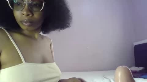 Snapshot of lola_coco chatting on 04-09-26, 06:19 Lola Coco online show from 04-09-26, 06:19