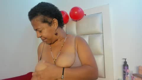lola_js online show from 06-02-26, 12:18
