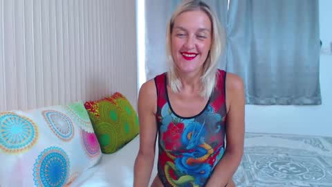 Lola online show from 12-07-24, 07:38