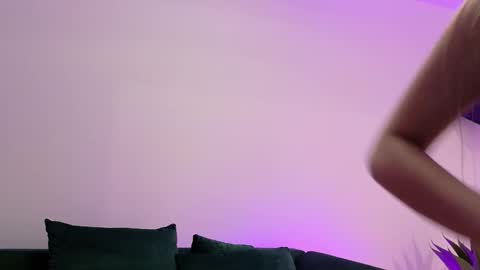 lolaamore_ online show from 11-29-25, 08:56