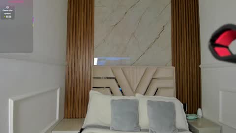 Lola Angel online show from 03-04-25, 07:43