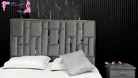 Lola Angel online show from 11-27-25, 07:49