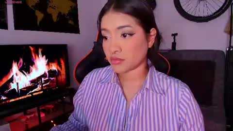 Snapshot of lolaasmith_21 chatting on 07-11-26, 09:38 lolaasmith_21 online show from 07-11-26, 09:38