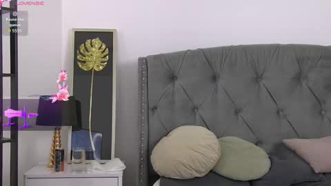 Snapshot of lolabuttie chatting on 11-23-25, 05:57 Lola new tits boobs ass stepsis online show from 11-23-25, 05:57