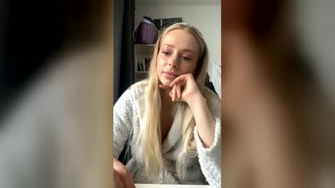 lolacutiex online show from 06-04-26, 11:38