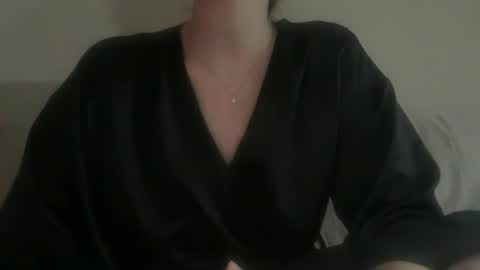 Snapshot of loladom chatting on 05-21-26, 07:10 Frt Pr1ncess online show from 05-21-26, 07:10