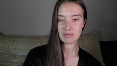 Snapshot of loladom chatting on 06-03-26, 06:16 Frt Pr1ncess online show from 06-03-26, 06:16