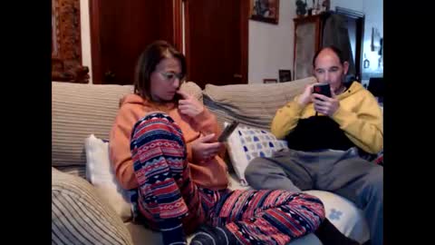 LOLA HUESO y ERIC online show from 01-28-25, 04:52