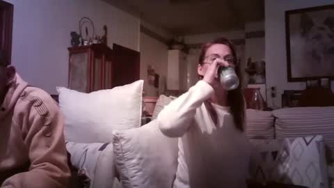 LOLA HUESO y ERIC online show from 02-24-25, 06:58