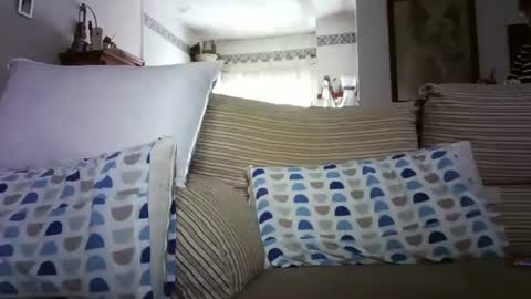 LOLA HUESO y ERIC online show from 03-11-25, 03:56