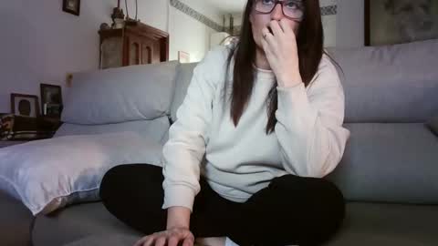 LOLA HUESO y ERIC online show from 03-23-26, 03:27