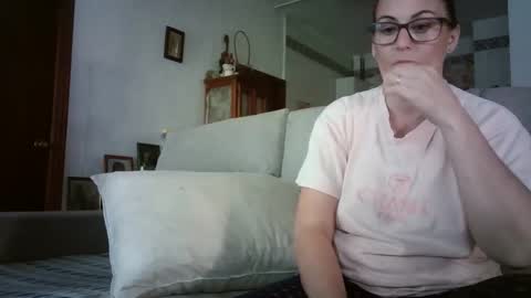 LOLA HUESO y ERIC online show from 05-03-26, 03:07